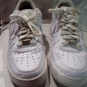 Men's Nike Air Force One's size 9